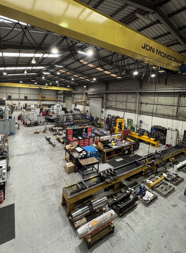 yellow hydraulic cylinder refurbed